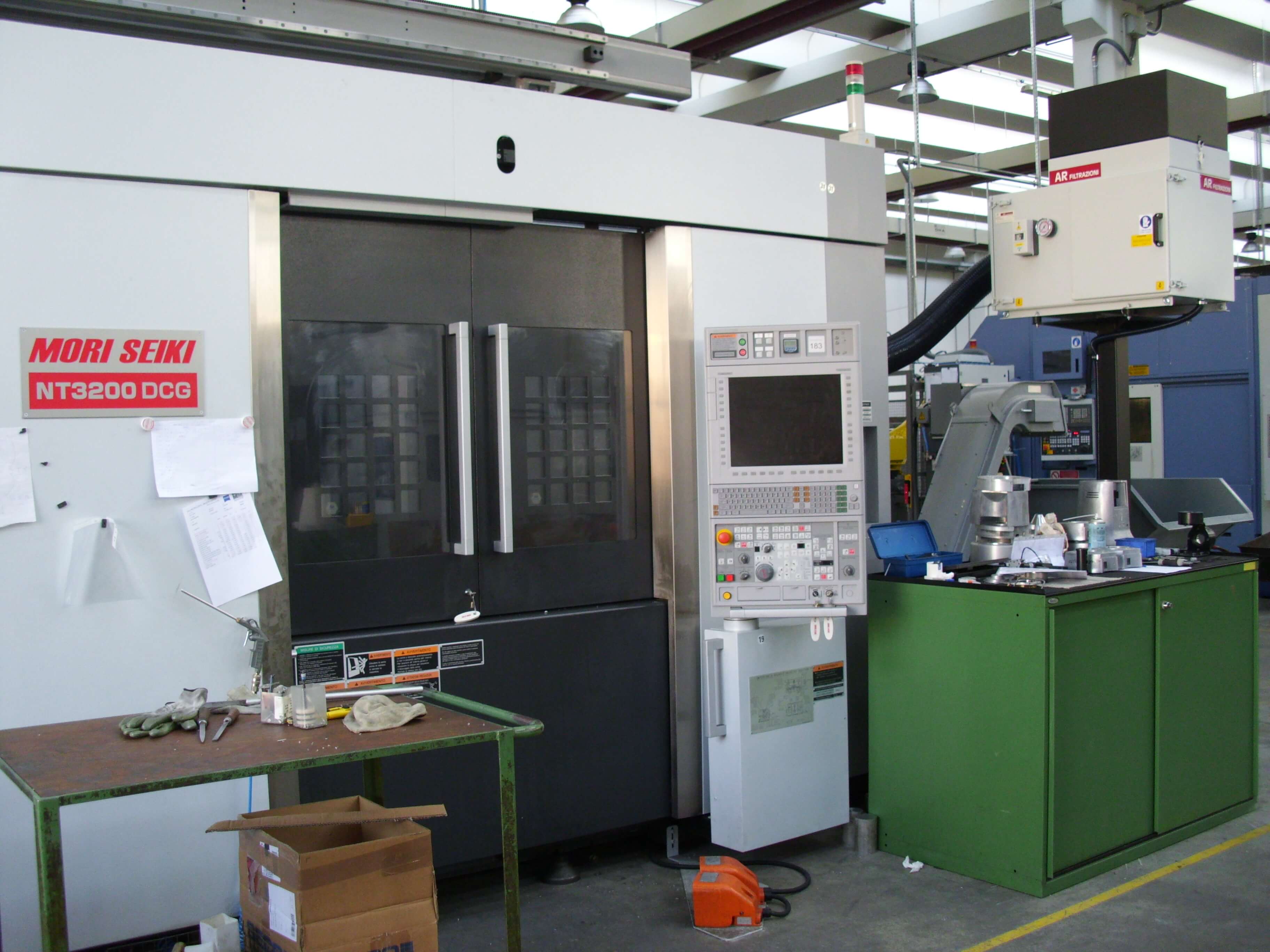 AR Filtrazioni | Aspiratori nebbie oleose per centri di lavoro CNC Mori Seiki - Deckel Maho
