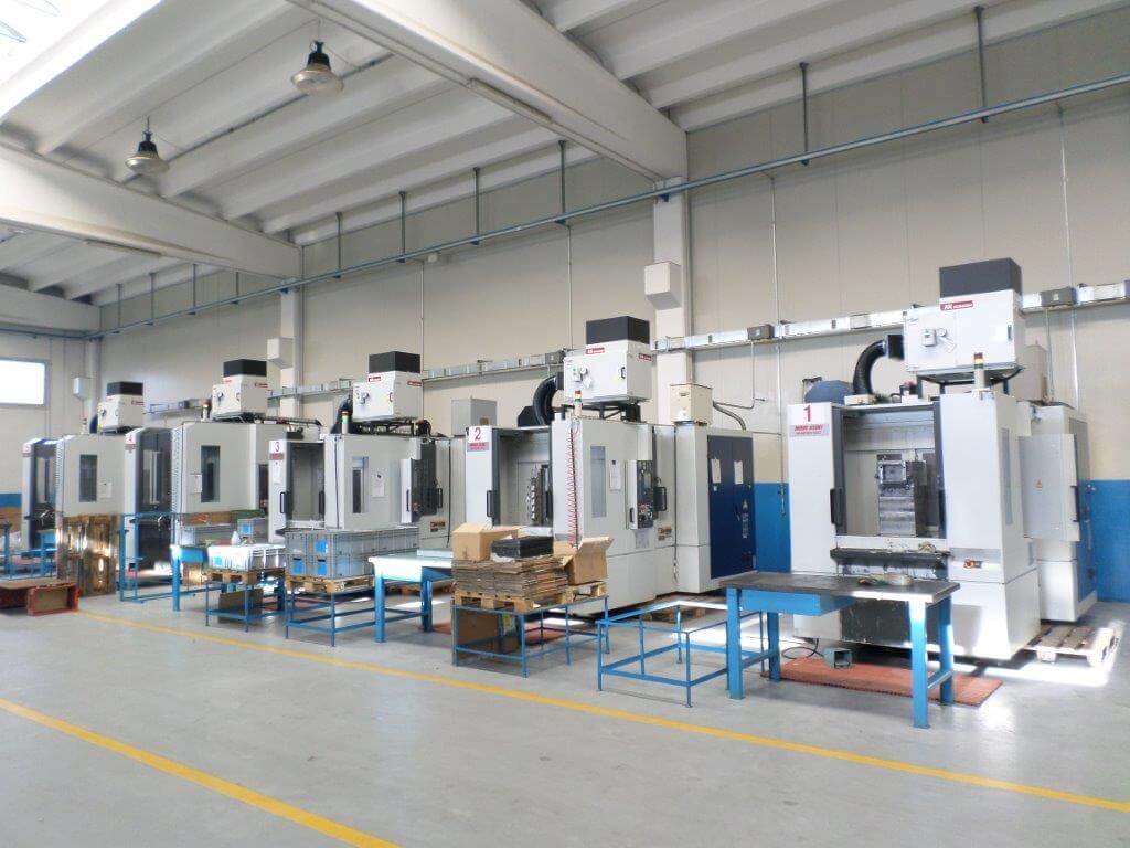 AR Filtrazioni | Aspiratori nebbie oleose per centri di lavoro CNC Mori Seiki - Deckel Maho