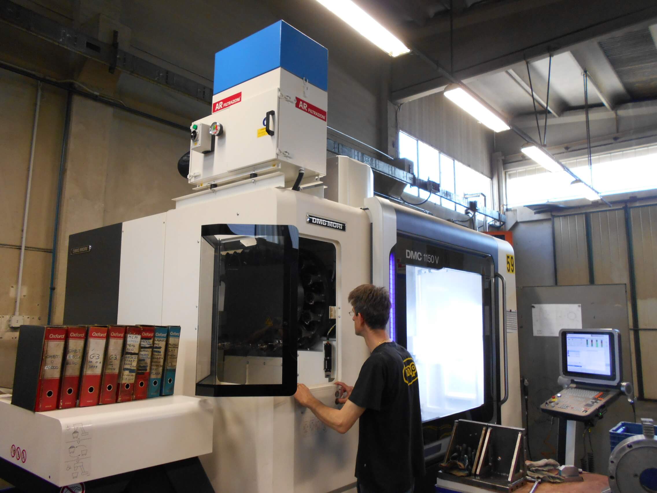 AR Filtrazioni | Aspiratori nebbie oleose per centri di lavoro CNC Mori Seiki - Deckel Maho