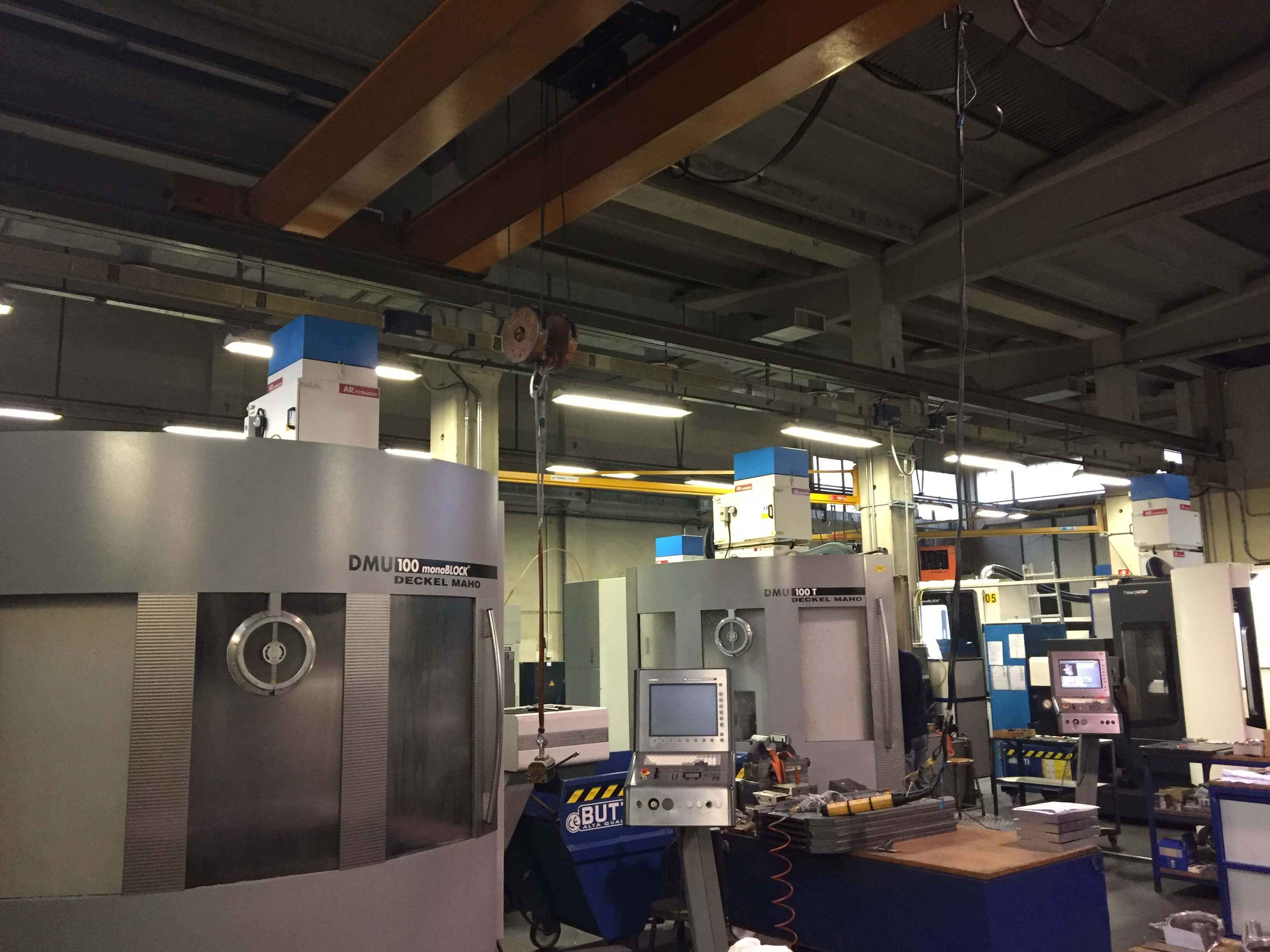 AR Filtrazioni | Aspiratori nebbie oleose per centri di lavoro CNC Mori Seiki - Deckel Maho