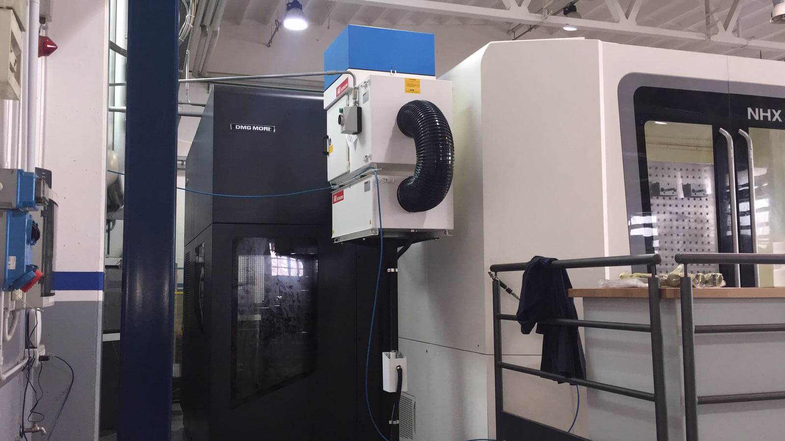 AR Filtrazioni | Aspiratori nebbie oleose per centri di lavoro CNC Mori Seiki - Deckel Maho