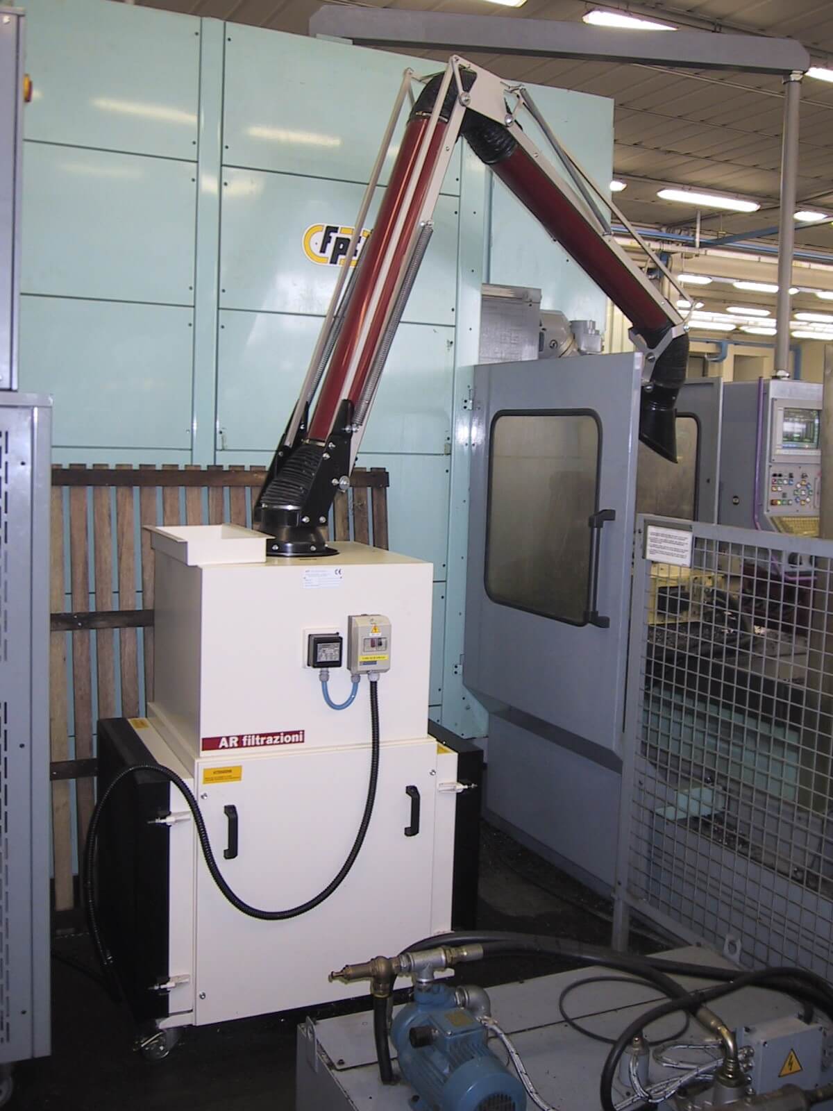 AR FILTRAZIONI | Filtrazione nebbie oleose e filtri per lavorazioni sbavatura e soffiaggio pezzi