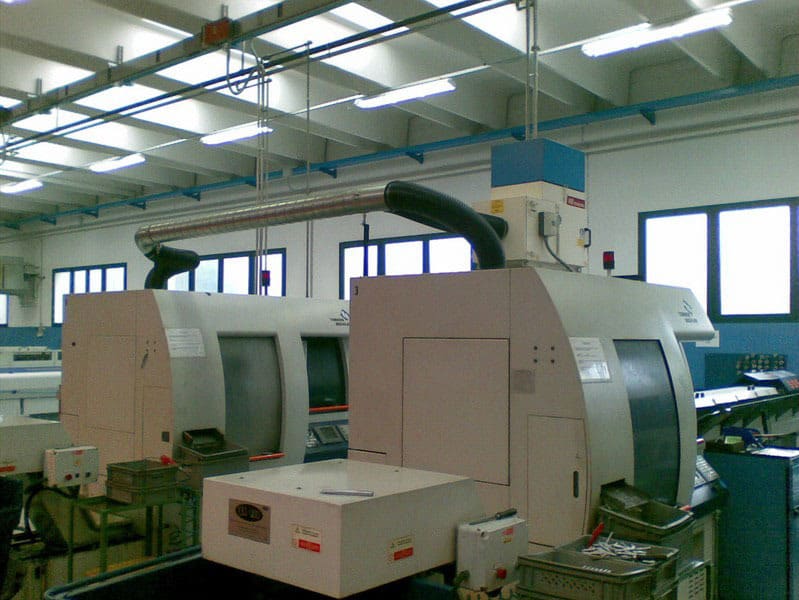 AR Filtrazioni, depurazione nebbie oleose e fumi torni Tornos